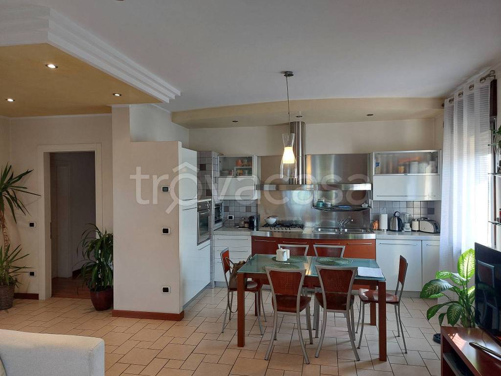 casa indipendente in vendita a Spresiano in zona Lovadina