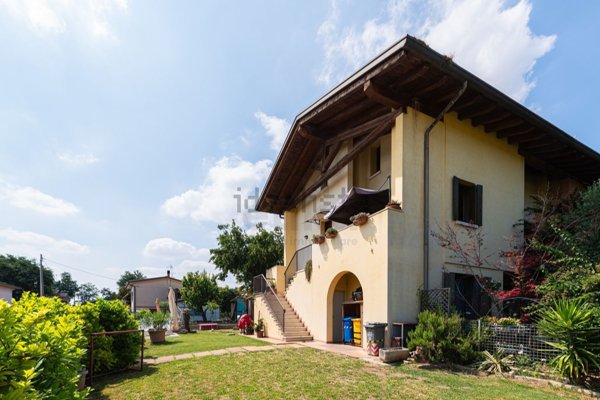 casa indipendente in vendita a Spresiano in zona Visnadello