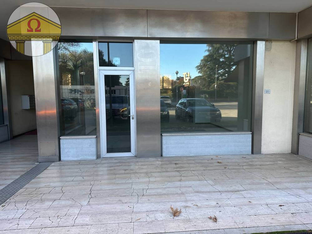 negozio in vendita a Spresiano
