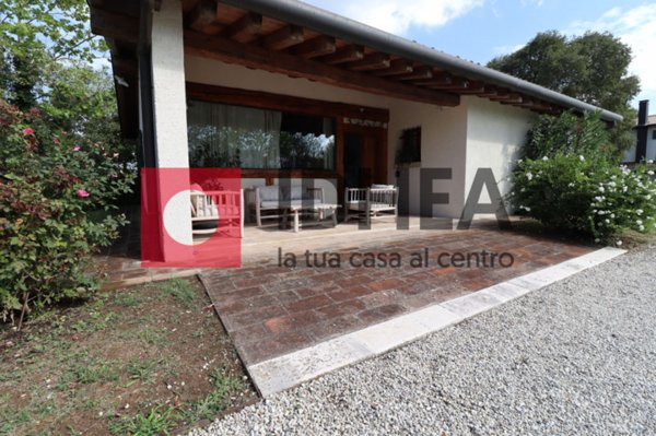 villa in vendita a Spresiano in zona Visnadello