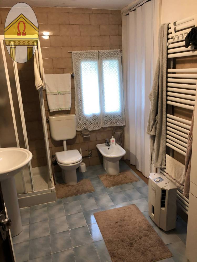 casa indipendente in vendita a Spresiano in zona Lovadina
