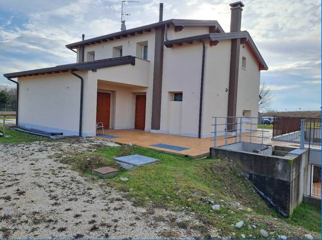 casa indipendente in vendita a Spresiano