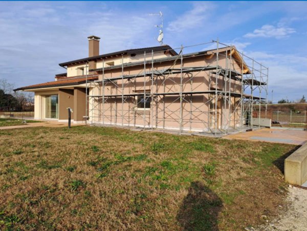 casa indipendente in vendita a Spresiano