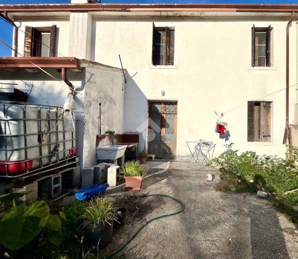 casa indipendente in vendita a Spresiano