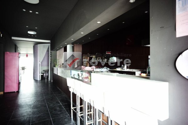 negozio in vendita a Spresiano