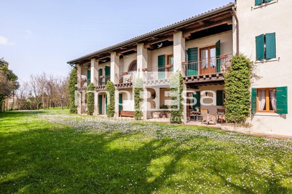 casa indipendente in vendita a Spresiano in zona Visnadello