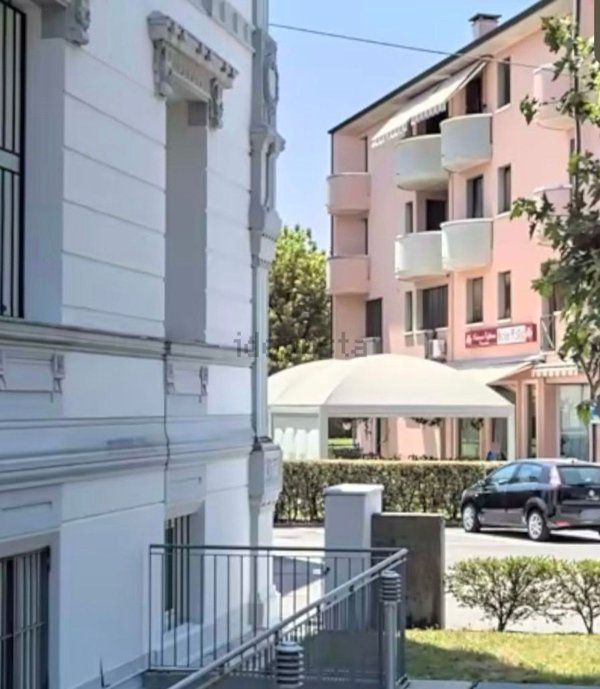 ufficio in vendita a Spresiano