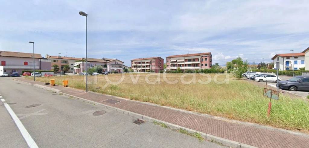terreno edificabile in vendita a Spresiano