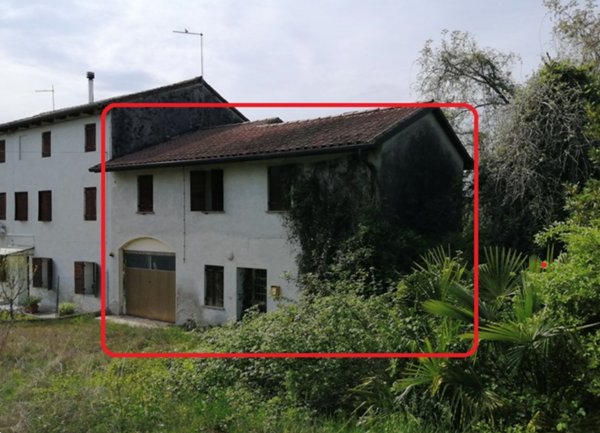 casa indipendente in vendita a Spresiano in zona Lovadina