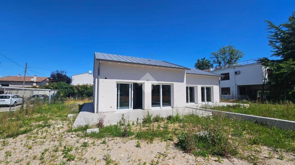 casa indipendente in vendita a Spresiano