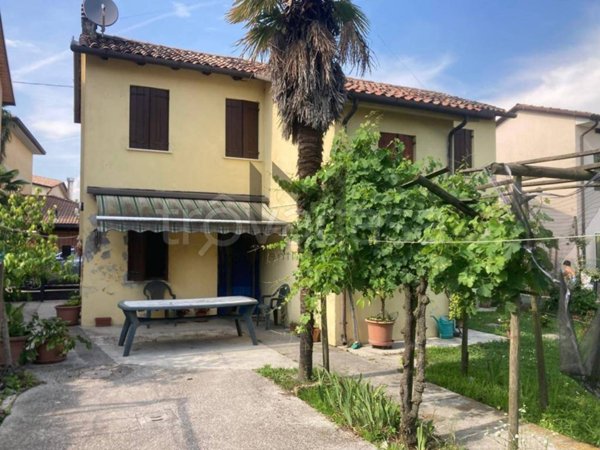 casa indipendente in vendita a Spresiano