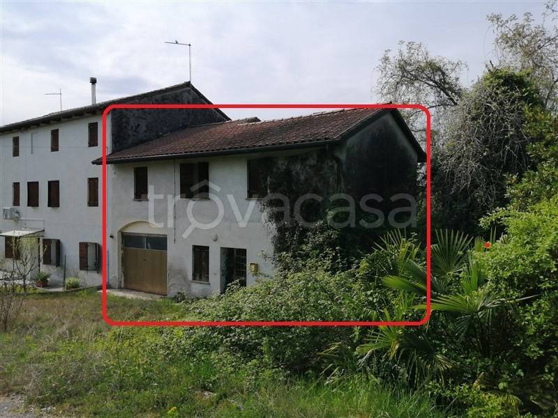 casa indipendente in vendita a Spresiano in zona Lovadina