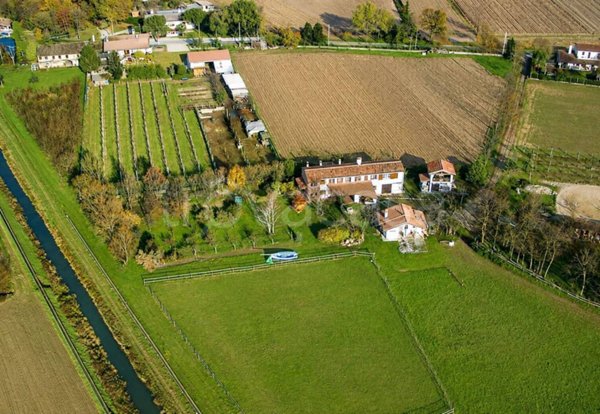 casa indipendente in vendita a Spresiano