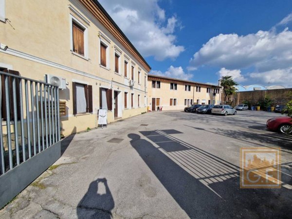 ufficio in vendita a Spresiano