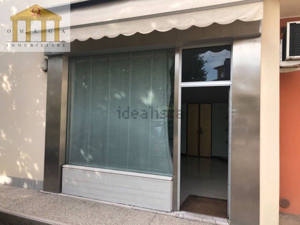 locale commerciale in vendita a Spresiano