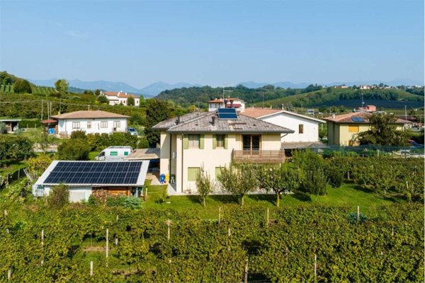casa indipendente in vendita a Susegana