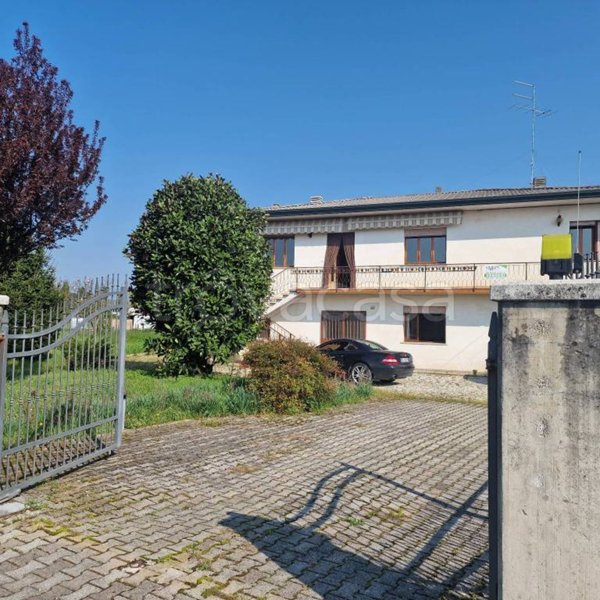 casa indipendente in vendita a Susegana in zona Ponte della Priula