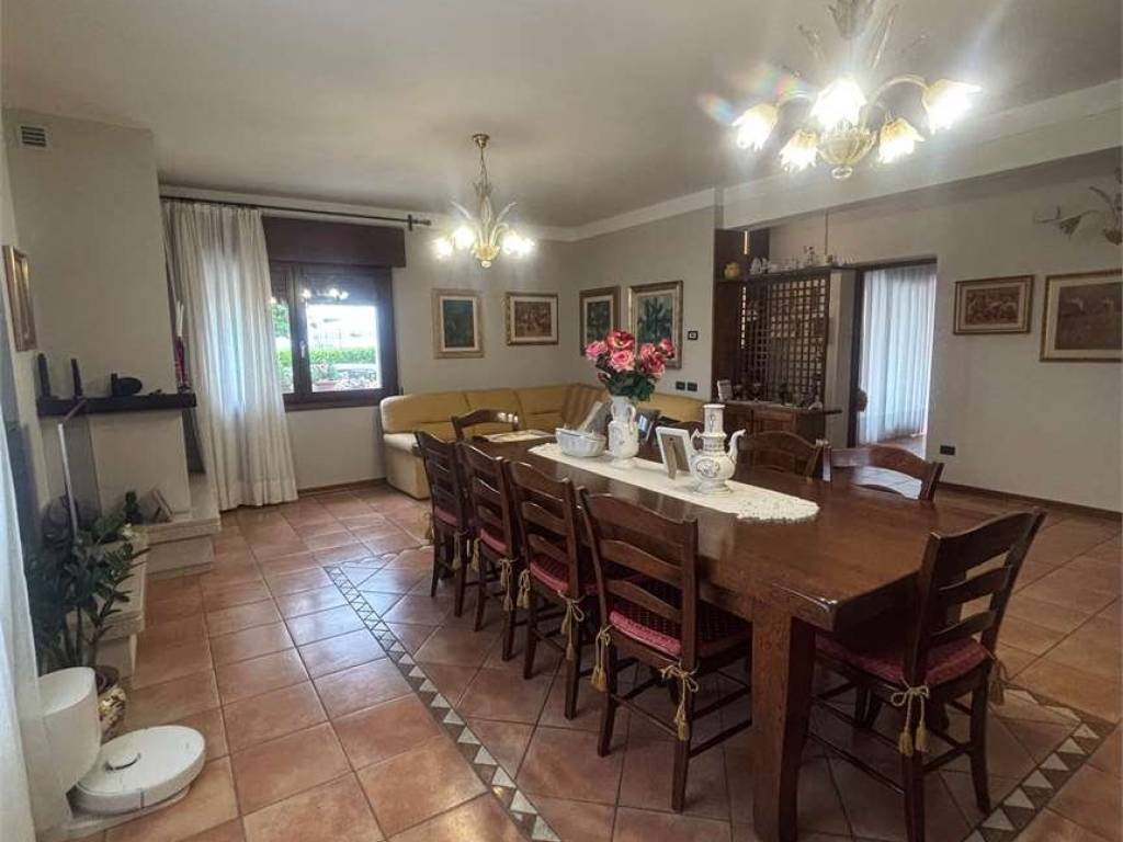 casa indipendente in vendita a Susegana