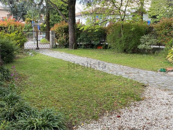 casa indipendente in vendita a Susegana