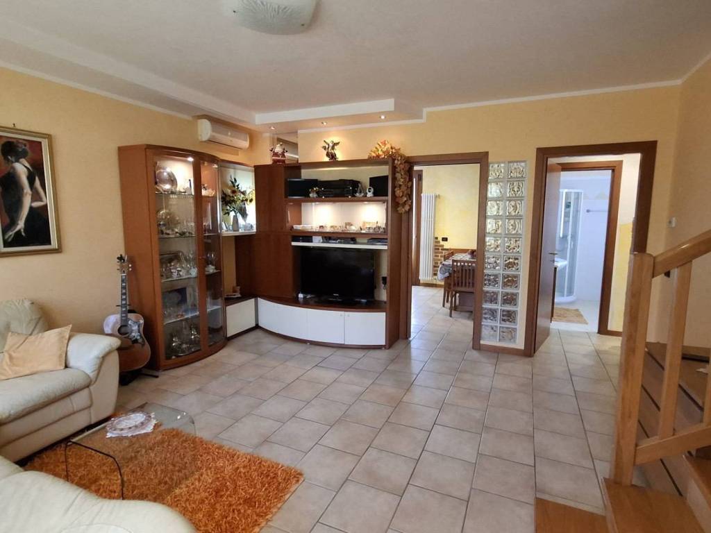 casa indipendente in vendita a Susegana in zona Colfosco