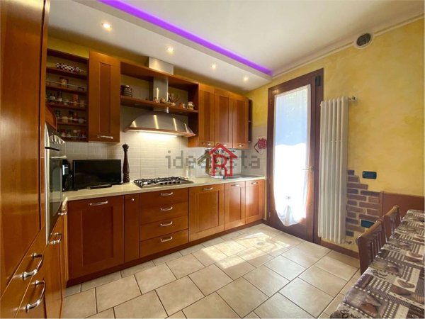 casa indipendente in vendita a Susegana in zona Ponte della Priula