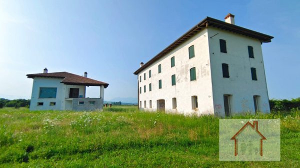 casa indipendente in vendita a Susegana in zona Ponte della Priula