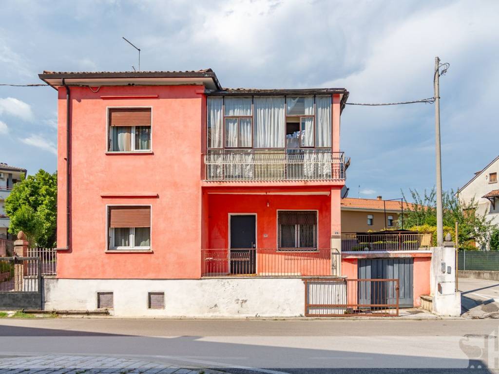 casa indipendente in vendita a Susegana