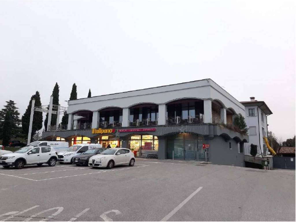 ufficio in vendita a Susegana in zona Colfosco