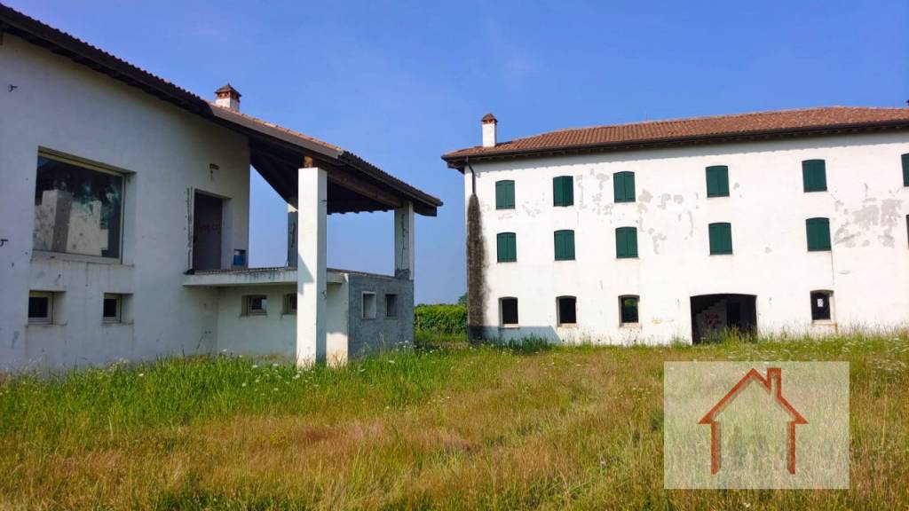 casa indipendente in vendita a Susegana in zona Ponte della Priula