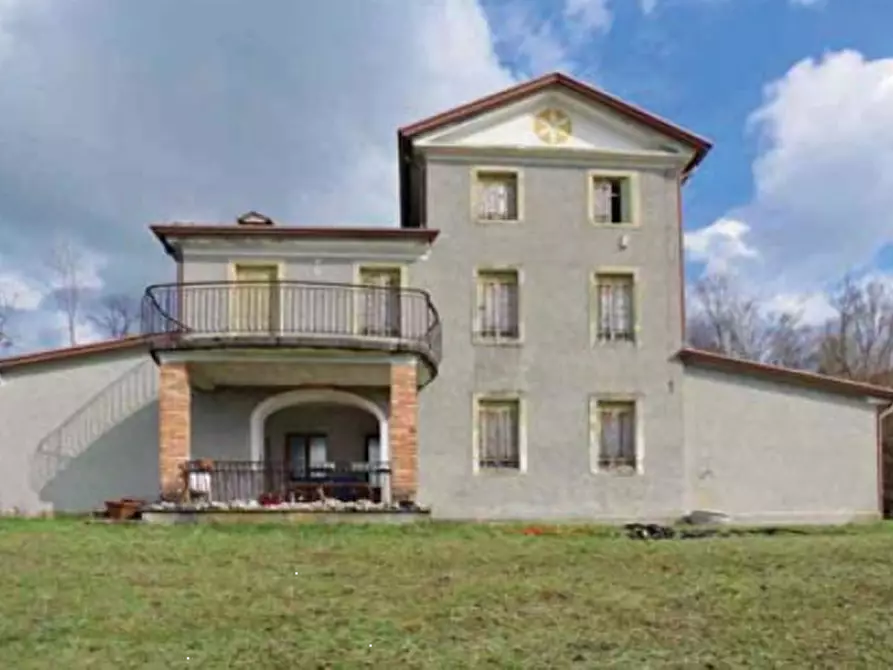 casa indipendente in vendita a Susegana in zona Collalto