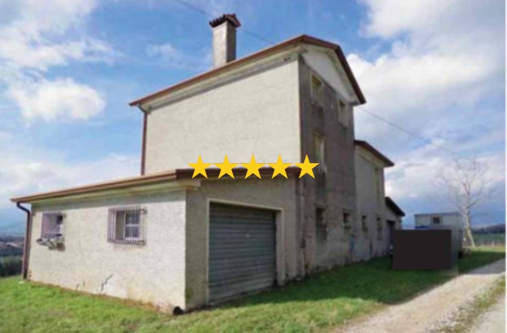 casa indipendente in vendita a Susegana in zona Collalto