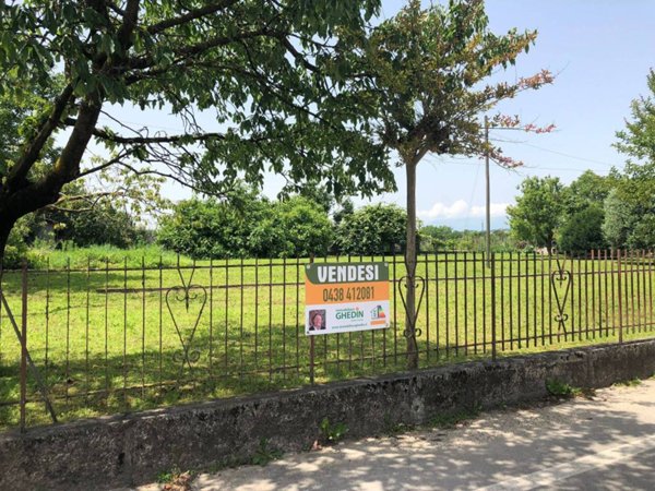 terreno edificabile in vendita a Susegana
