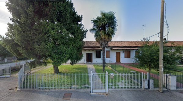 casa indipendente in vendita a Susegana in zona Ponte della Priula
