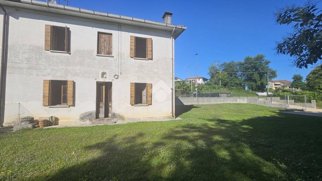 casa indipendente in vendita a Susegana in zona Colfosco