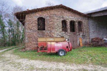 casale in vendita a Susegana in zona Collalto