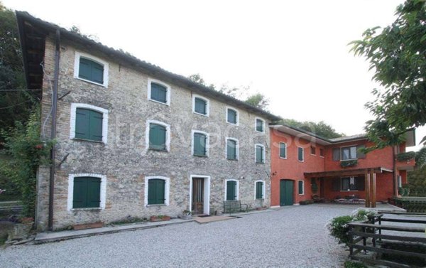 appartamento in vendita a Susegana in zona Collalto