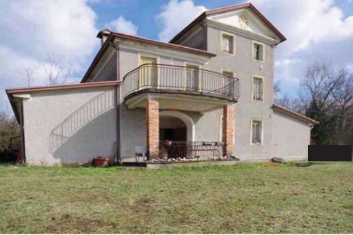 casa indipendente in vendita a Susegana in zona Collalto