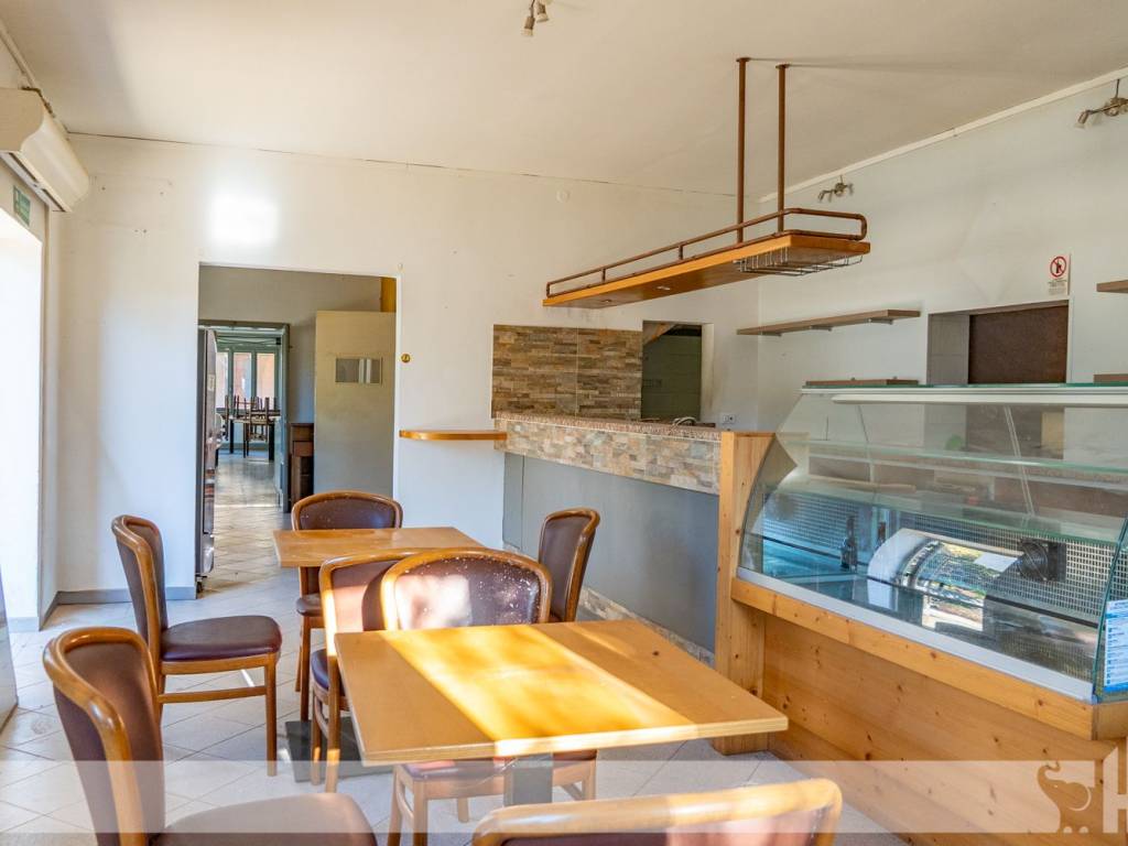 negozio in vendita a Susegana in zona Colfosco