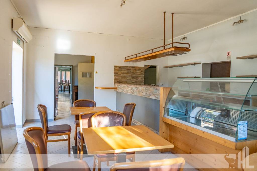 negozio in vendita a Susegana in zona Colfosco