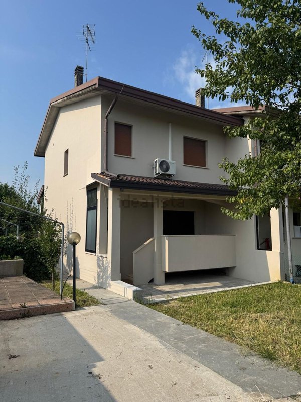 casa indipendente in vendita a Susegana