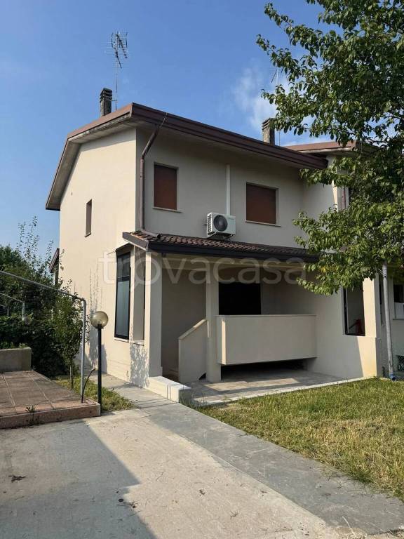 casa indipendente in vendita a Susegana
