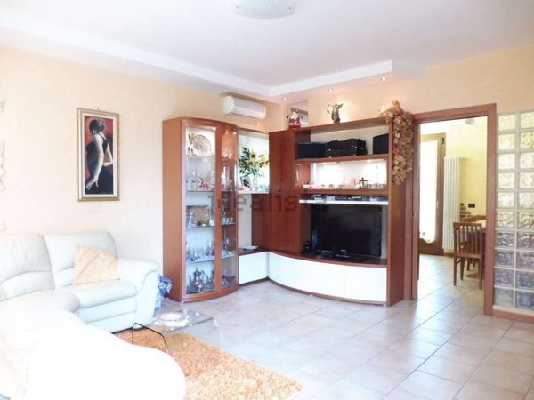 casa semindipendente in vendita a Susegana in zona Ponte della Priula