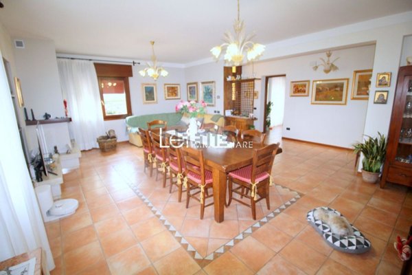 casa indipendente in vendita a Susegana