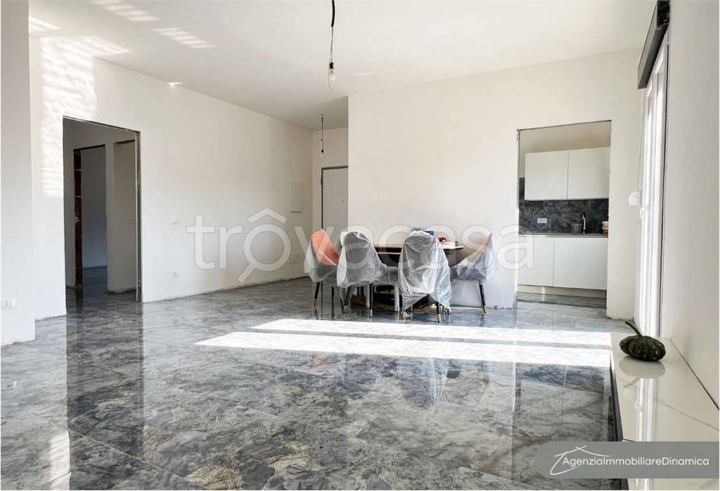 casa indipendente in vendita a Susegana in zona Ponte della Priula