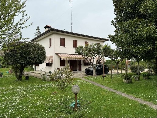 casa indipendente in vendita a Susegana