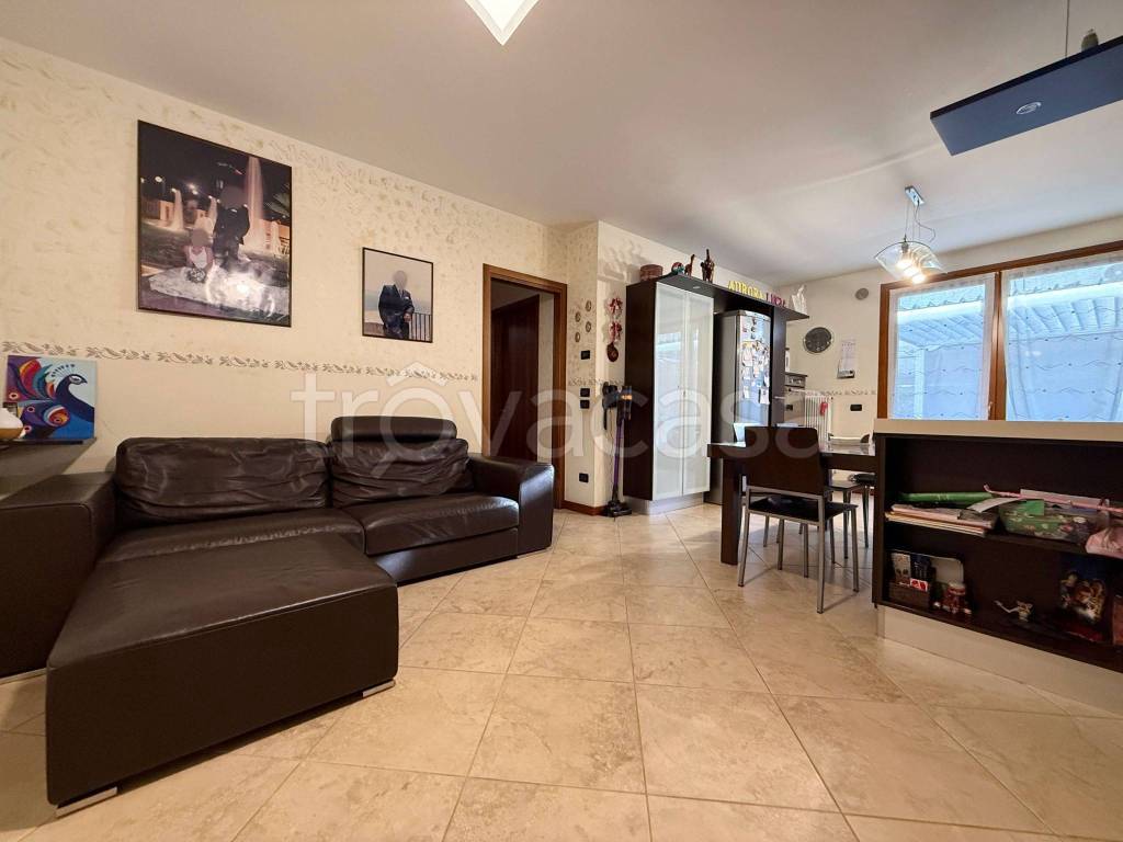 appartamento in vendita a Susegana in zona Ponte della Priula