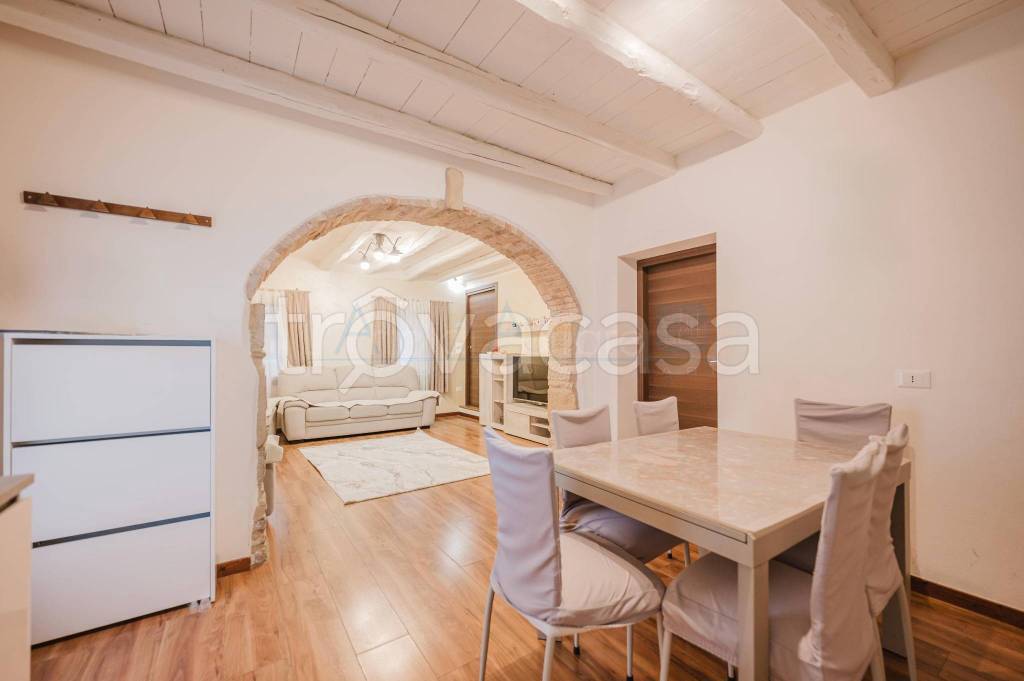 casa indipendente in vendita a Susegana in zona Ponte della Priula