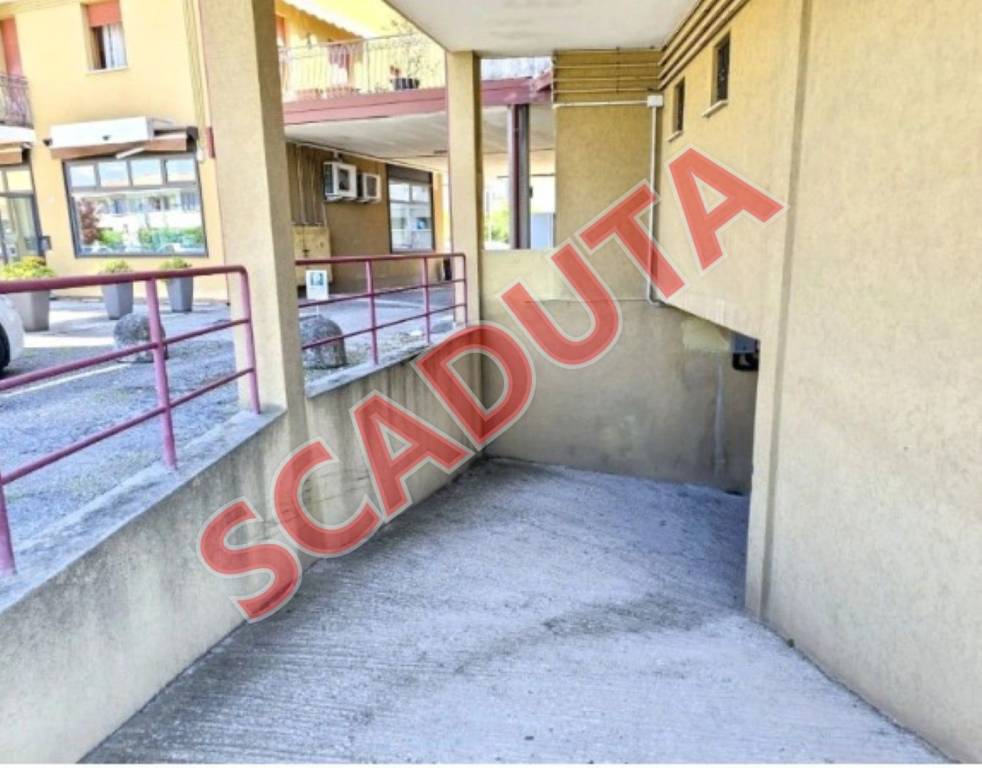 locale commerciale in vendita a Susegana