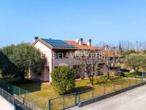 casa indipendente in vendita a Susegana in zona Colfosco