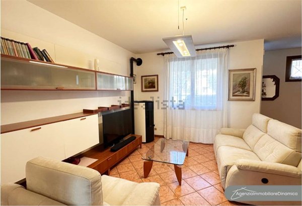 casa indipendente in vendita a Susegana in zona Ponte della Priula